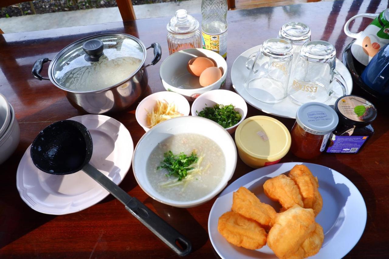 Bed and Breakfast Baantia Chomtawan Сураттхани Экстерьер фото